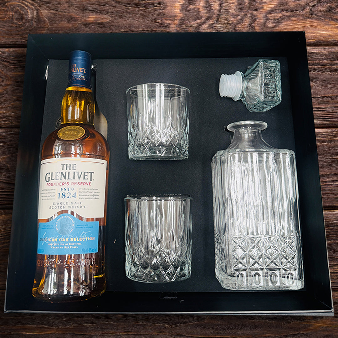 glenlivet_whiskey_decanter_gift_hamper.jpg