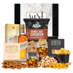 johnnie-walker-gold-whiskey-hamper-for-him.png