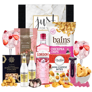 pink-gin-hamper-for-her.png