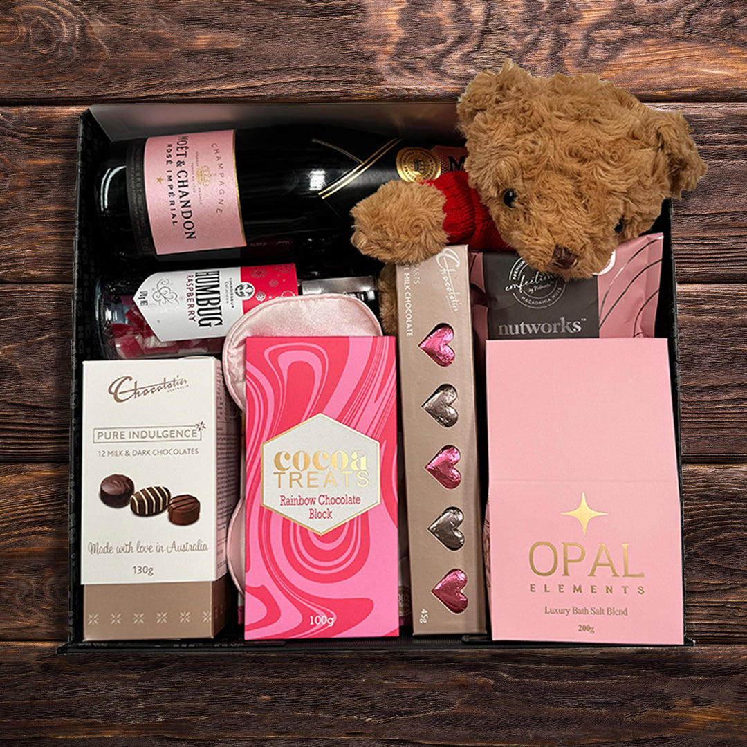 Luxury Moet Champagne Valentines Hamper