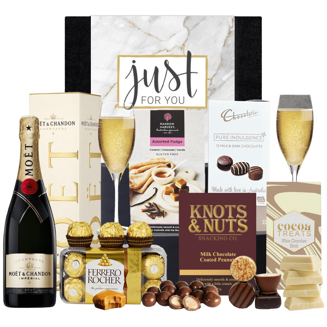Moet Champagne & Chocolate Hamper