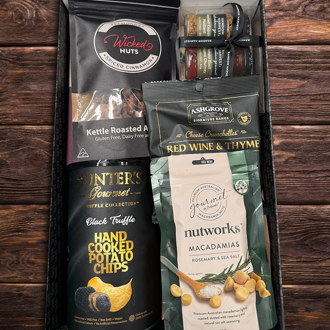 gourmet_snack_hamper_box.png