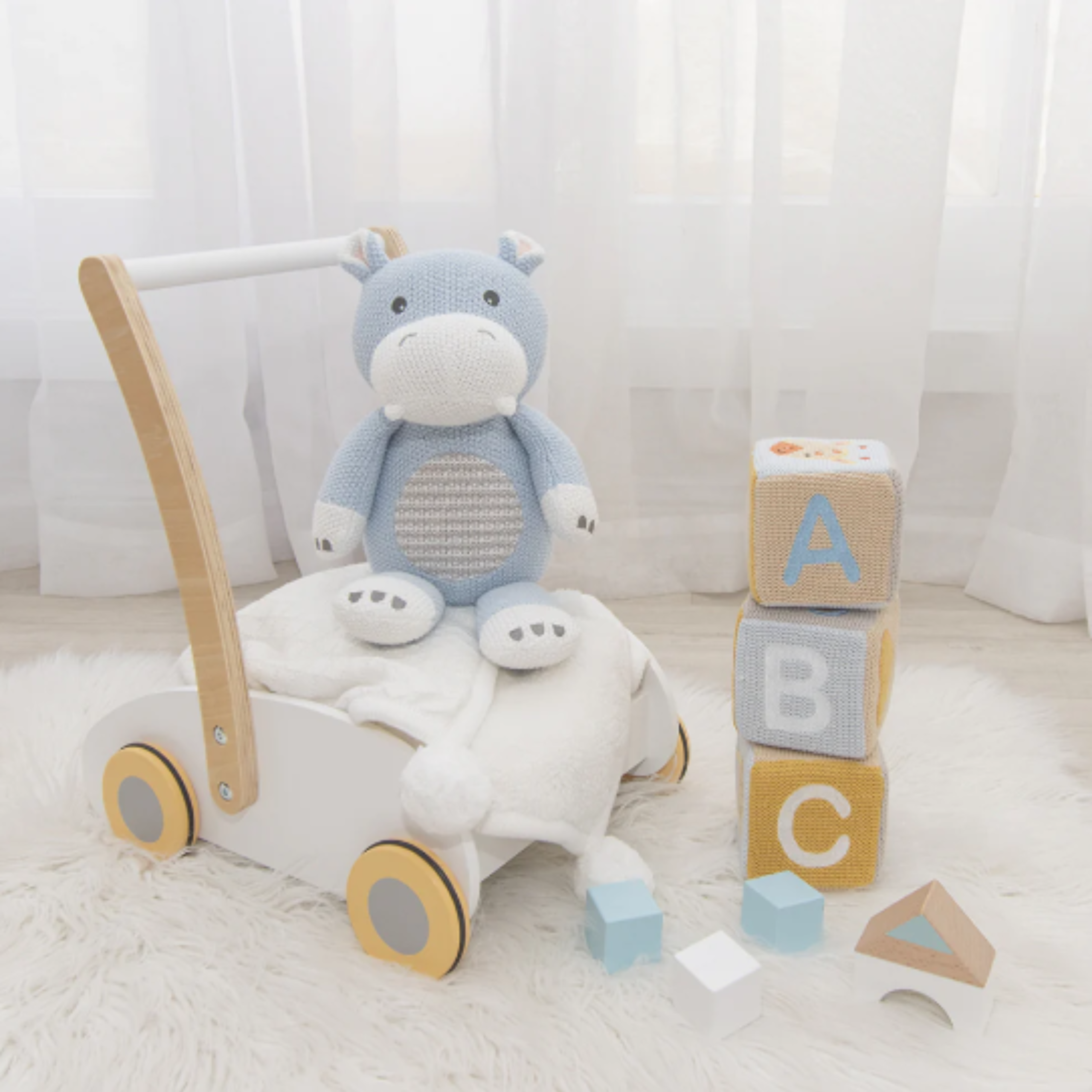 living_textiles_harry_the_hippo_knitted_toy-scaled.png