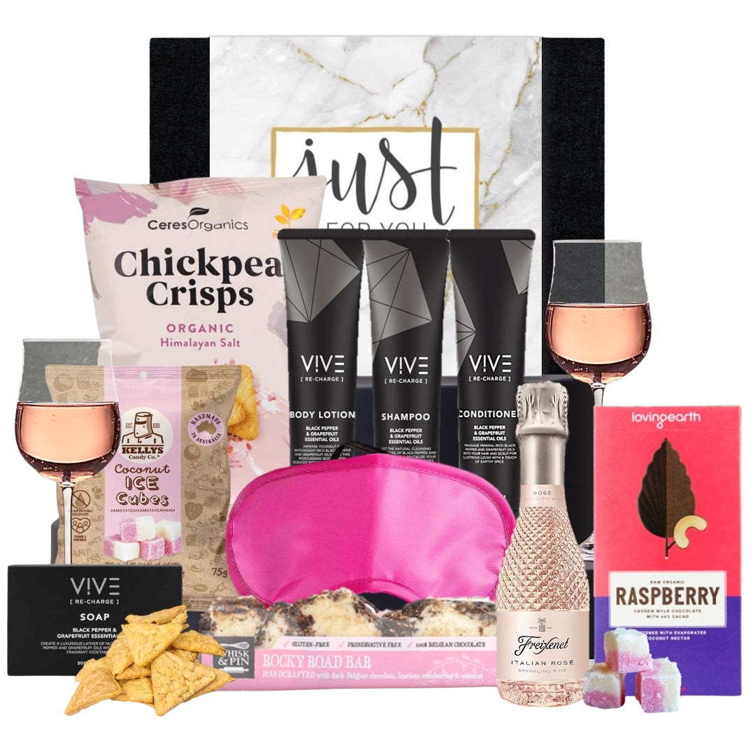 relaxing-pamper-hamper-for-her.png