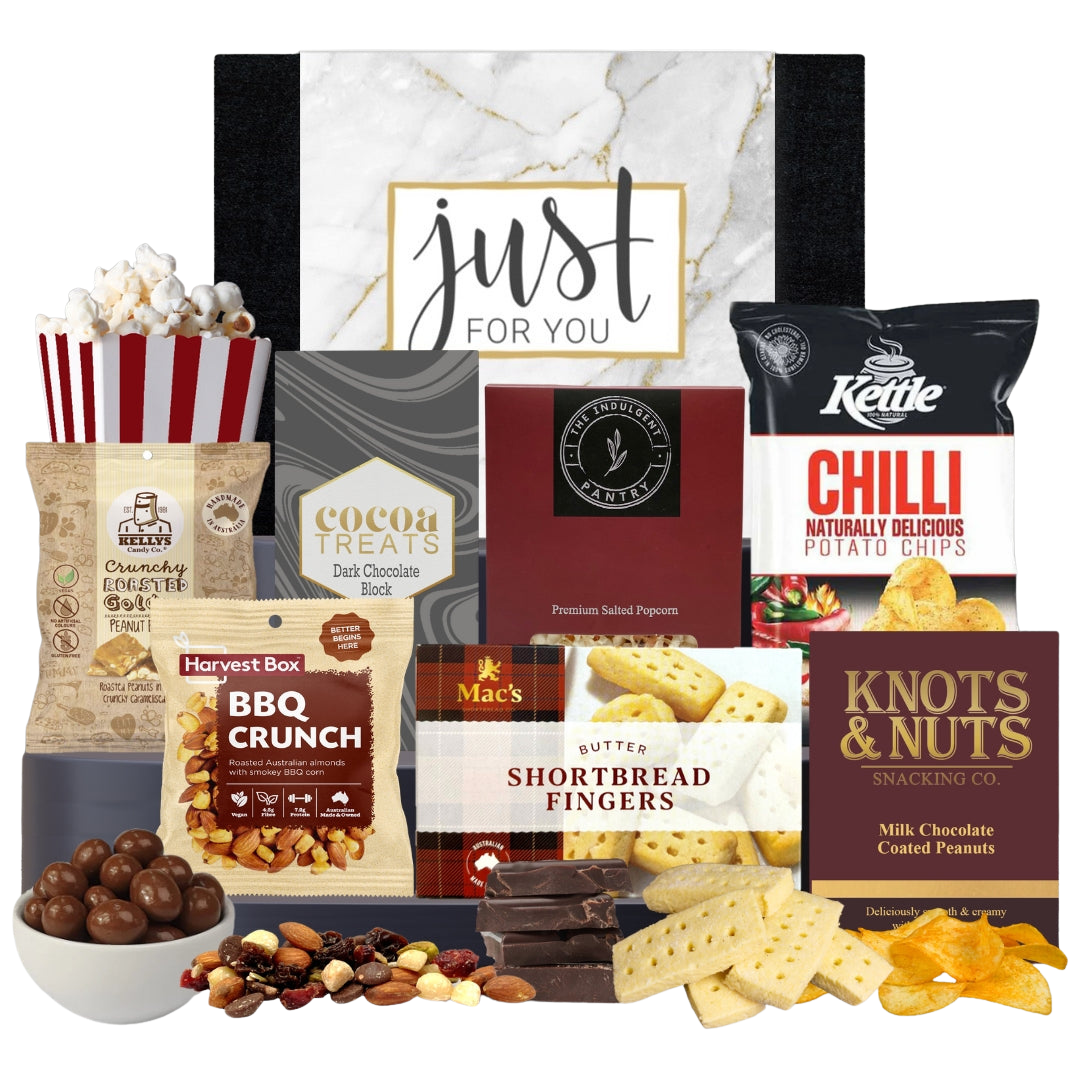 snack-hamper-for-him.png